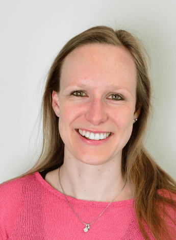 The image is of Norwegian physiotherapist and researcher Marte Dobbertin Gram. She has long blonde hair and is wearing a pink top. 