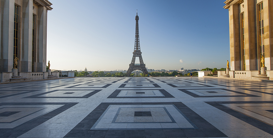 A photo of the Eiffel Tower in Paris from afar.