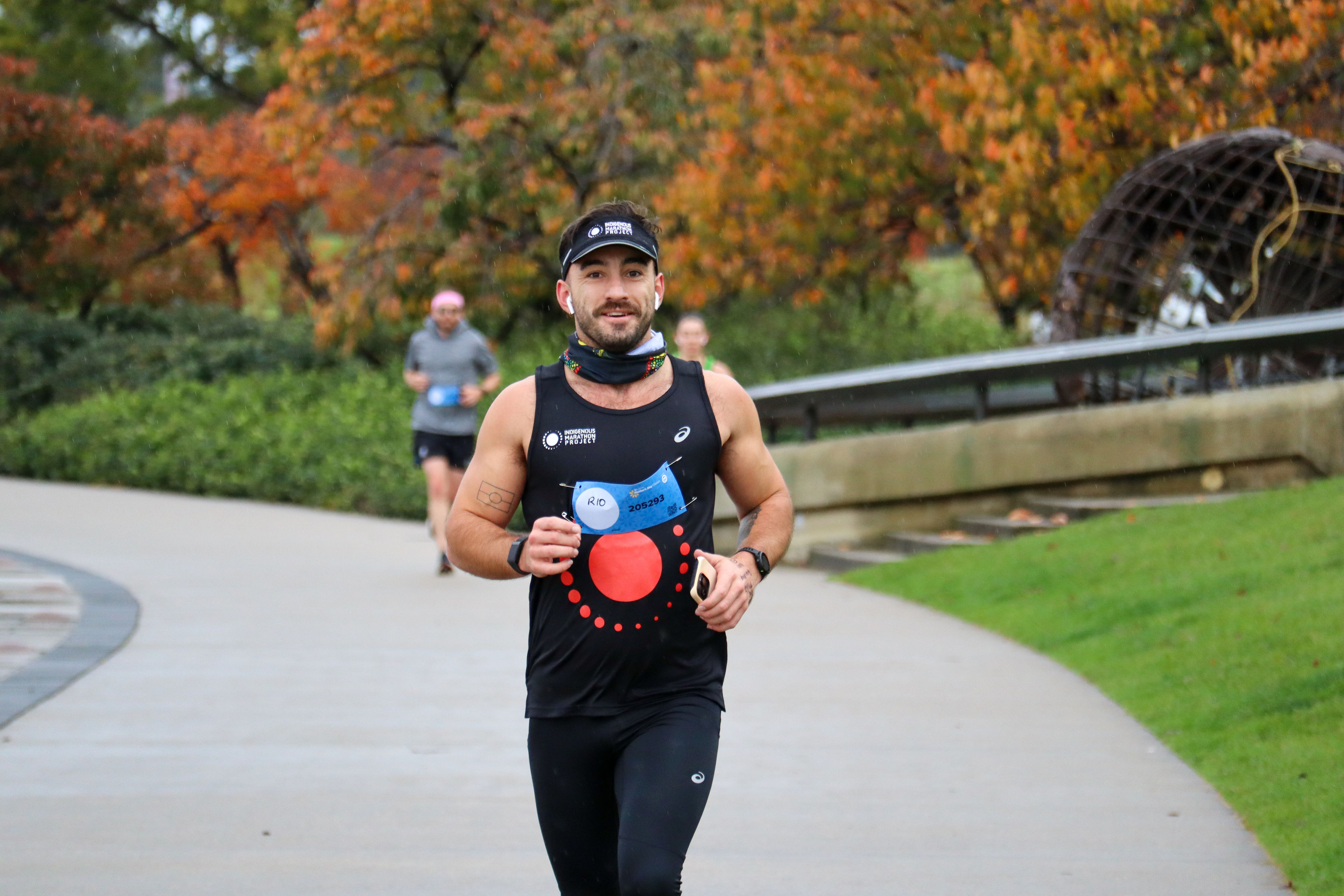 Jye Murray running along a path as part of the Indigenous Marathon Project