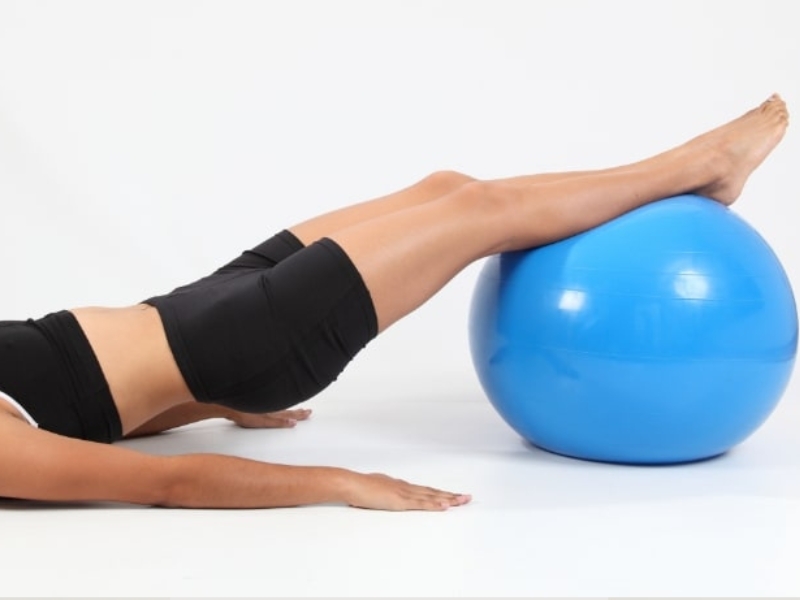 legs on exercise ball