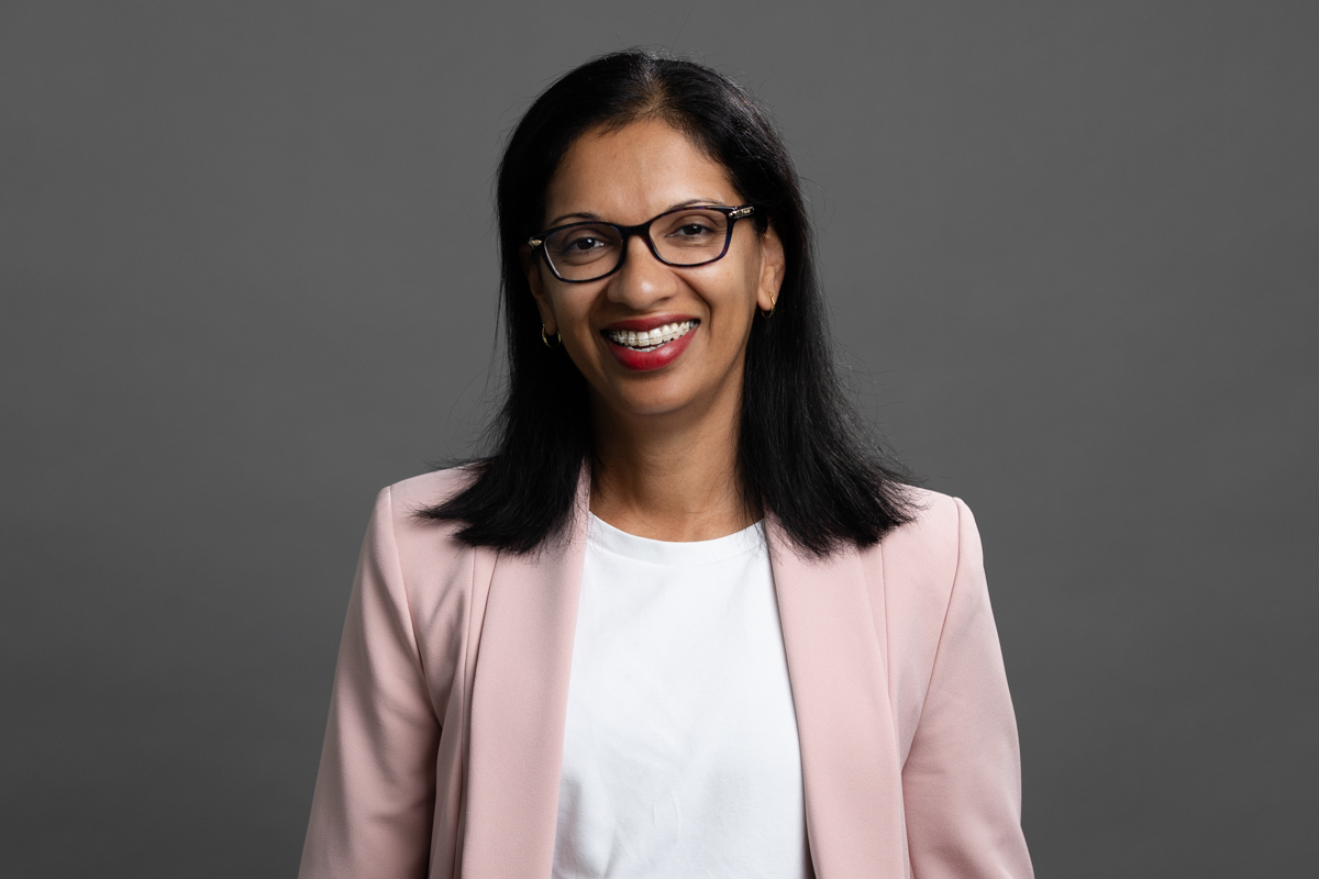 Dipthi Holloway