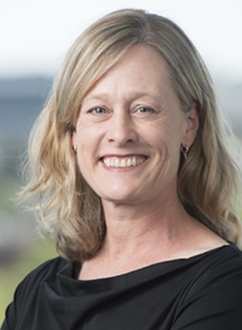 Headshot of physiotherapist Anne Holland.